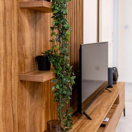 Lovely In Kapsalos Limassol