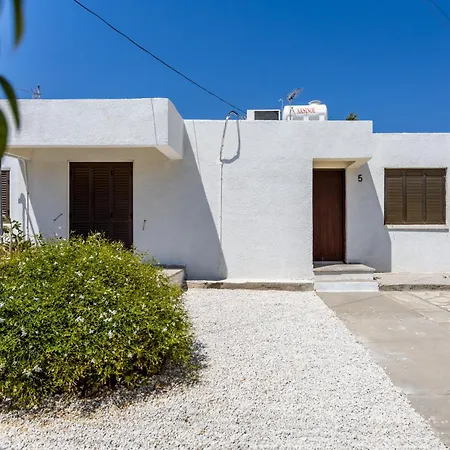 Lovely In Kapsalos Holiday home